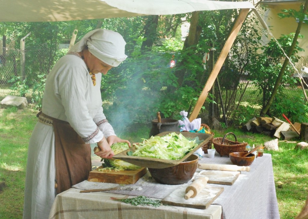 archeo Małgorzata-Krasna-Korycińska-w-dzmku1-1024x729